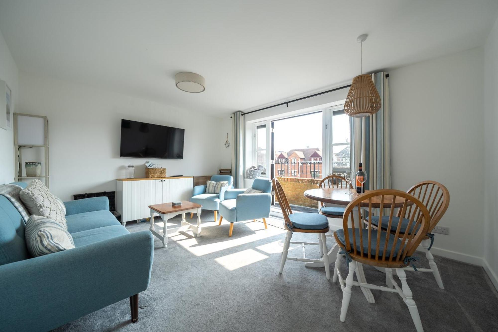 Hightide - 2 Bed With Parking, Balcony & Sea View. Apartment Swanage Exterior photo